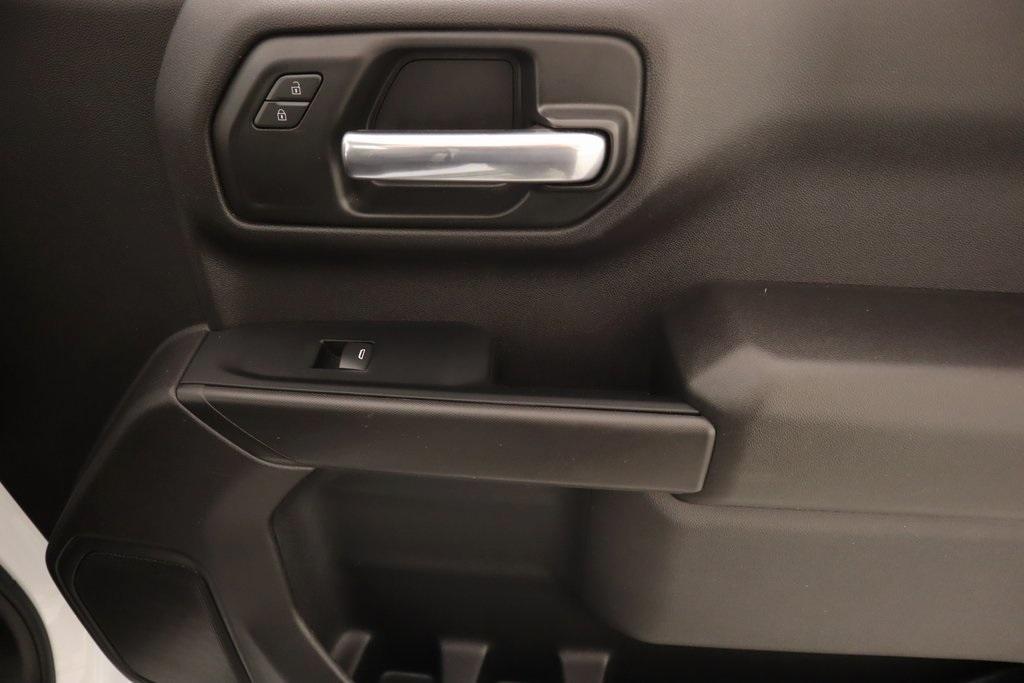 used 2024 Chevrolet Silverado 1500 car, priced at $30,996