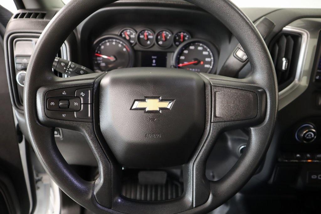 used 2024 Chevrolet Silverado 1500 car, priced at $30,996