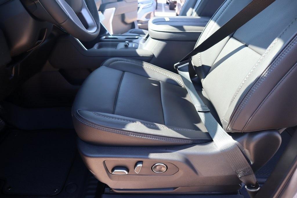 new 2025 GMC Sierra 3500 car, priced at $85,431