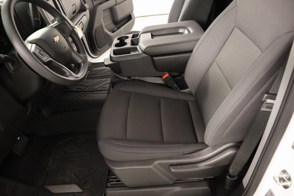 used 2025 Chevrolet Silverado 1500 car, priced at $43,880