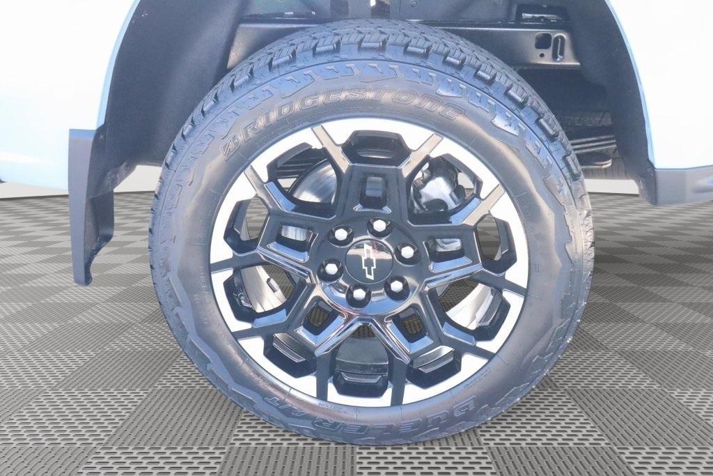 new 2026 Chevrolet Colorado car, priced at $45,174