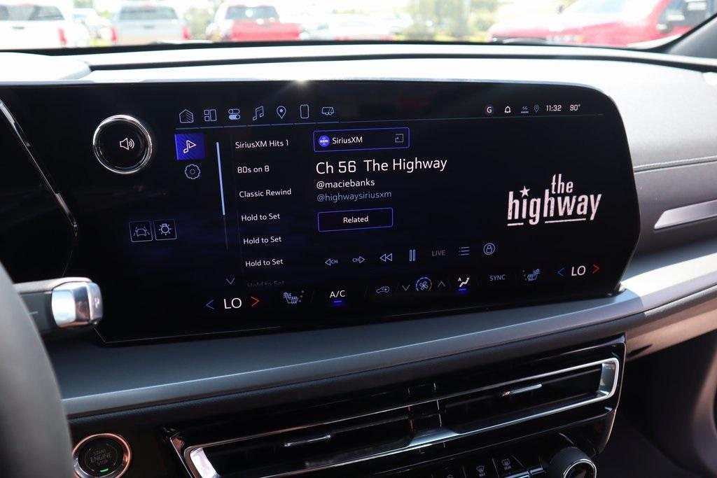 new 2025 Chevrolet Traverse car, priced at $39,724