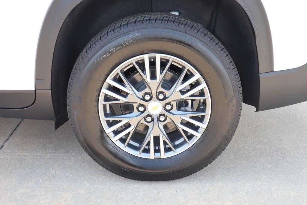 new 2025 Chevrolet Traverse car, priced at $39,724