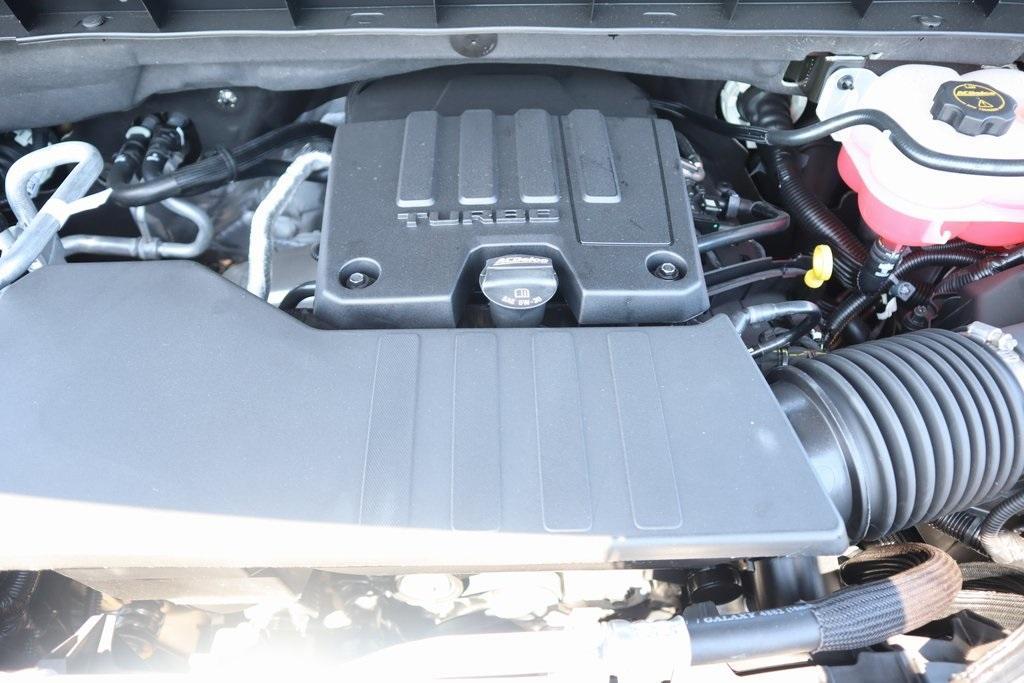 new 2025 Chevrolet Silverado 1500 car, priced at $42,236