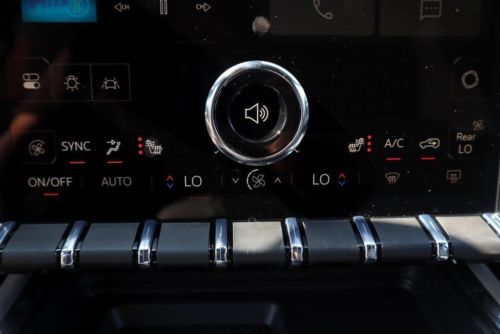 new 2025 GMC Acadia car, priced at $42,681