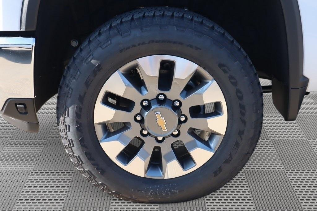 new 2025 Chevrolet Silverado 2500 car, priced at $65,767