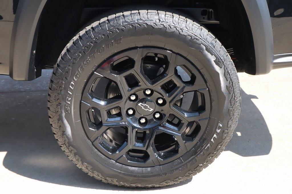 new 2026 Chevrolet Colorado car, priced at $43,929