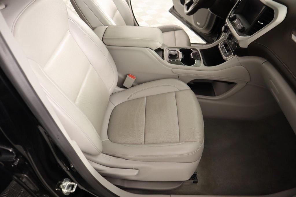 used 2023 GMC Acadia car, priced at $26,212