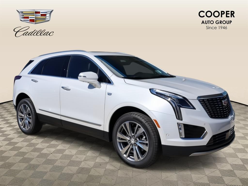 new 2025 Cadillac XT5 car, priced at $50,172