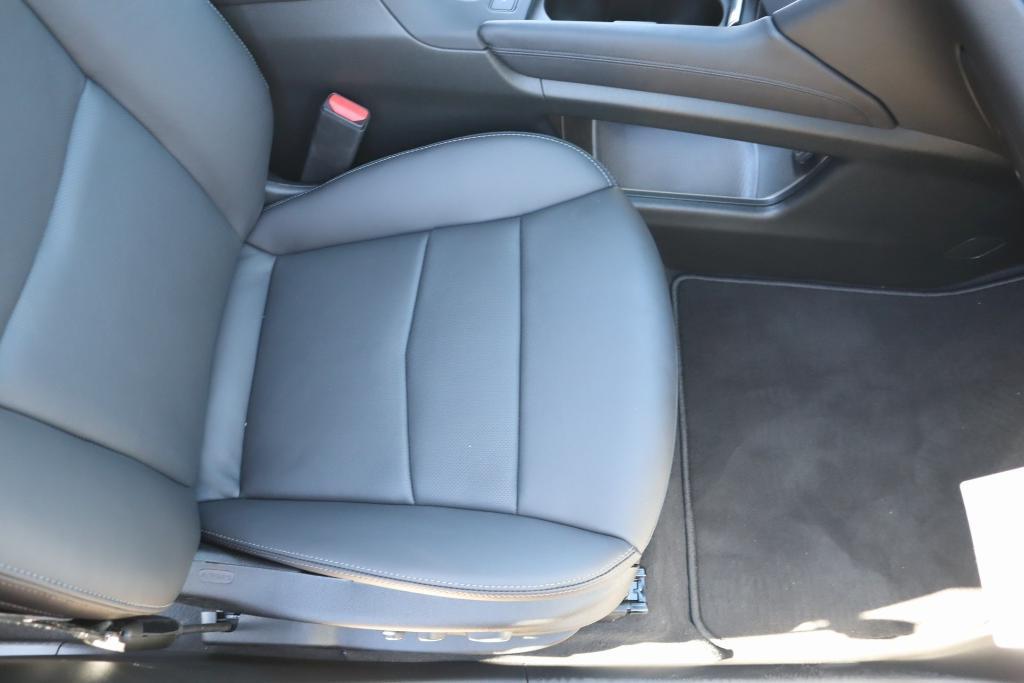 new 2025 Cadillac XT5 car, priced at $50,172