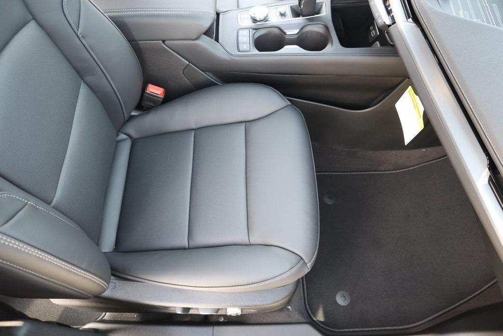 new 2025 Cadillac XT4 car, priced at $46,277