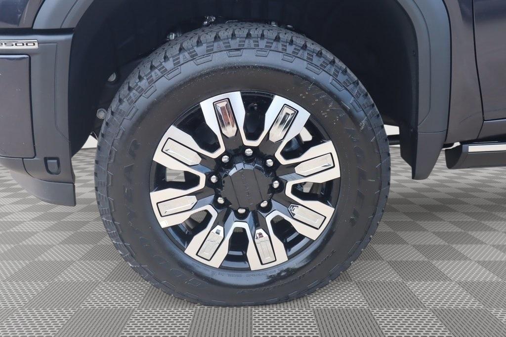new 2025 GMC Sierra 2500 car, priced at $81,577