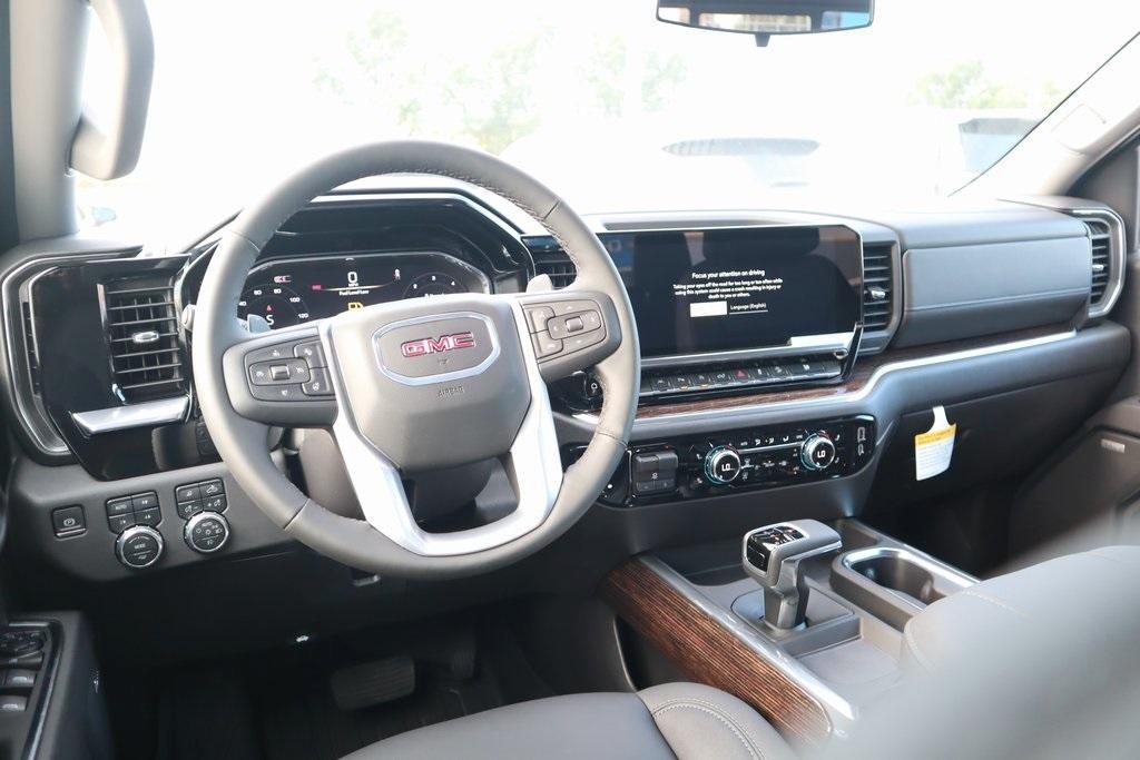 new 2025 GMC Sierra 1500 car, priced at $54,123