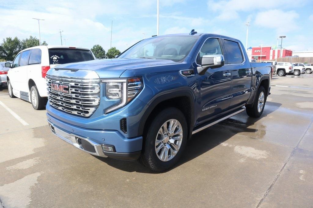 new 2025 GMC Sierra 1500 car, priced at $64,440