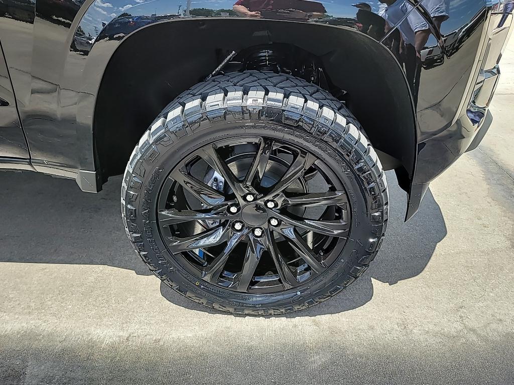 new 2025 Chevrolet Colorado car, priced at $48,895