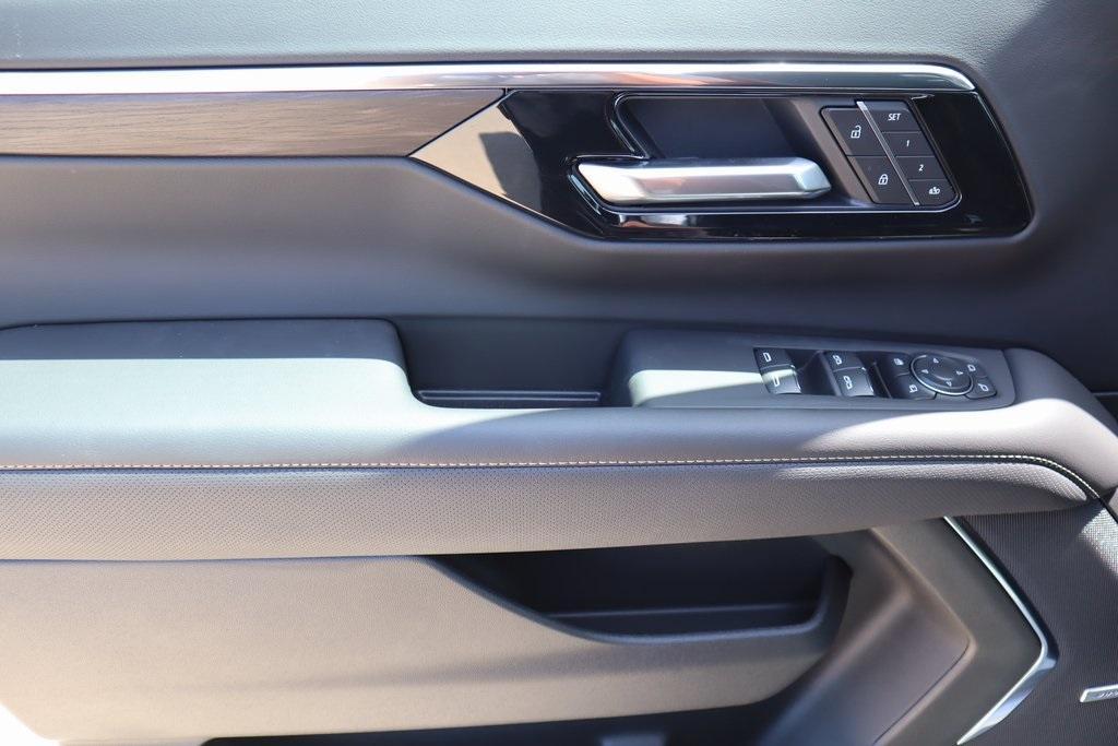 new 2025 Chevrolet Tahoe car, priced at $79,708