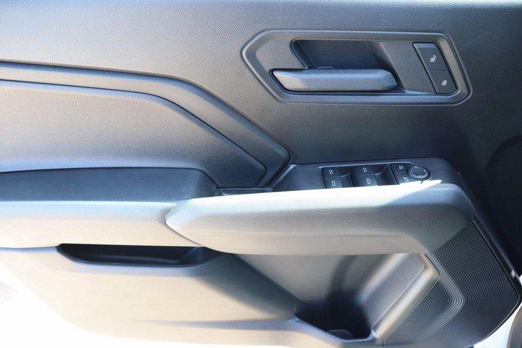 new 2026 Chevrolet Colorado car, priced at $31,001