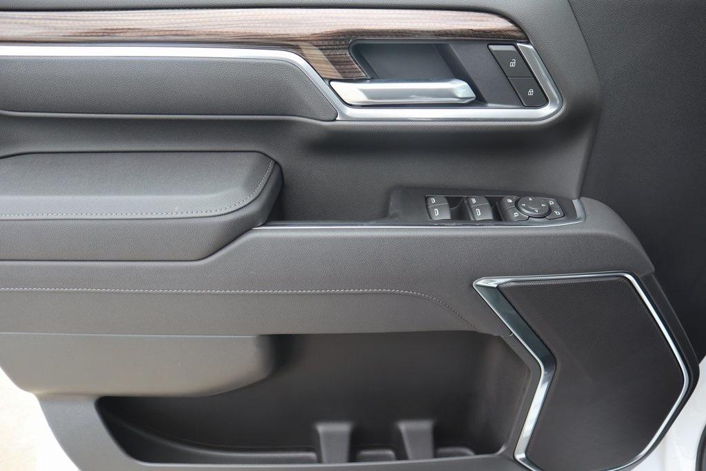 new 2025 Chevrolet Silverado 2500 car, priced at $68,553