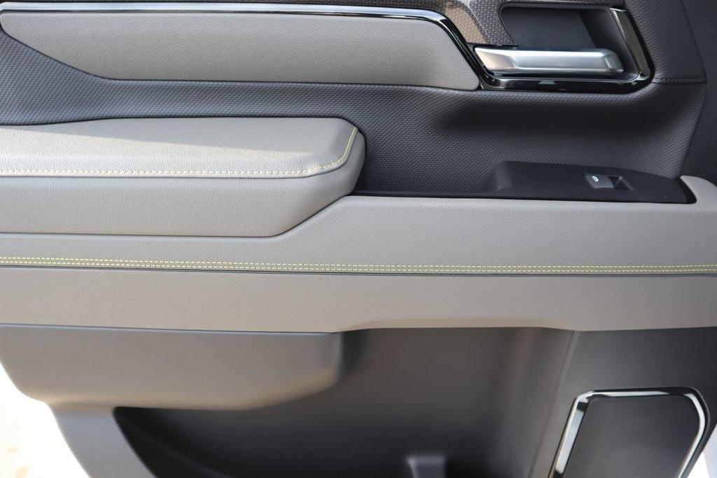 new 2025 Chevrolet Silverado 2500 car, priced at $81,762