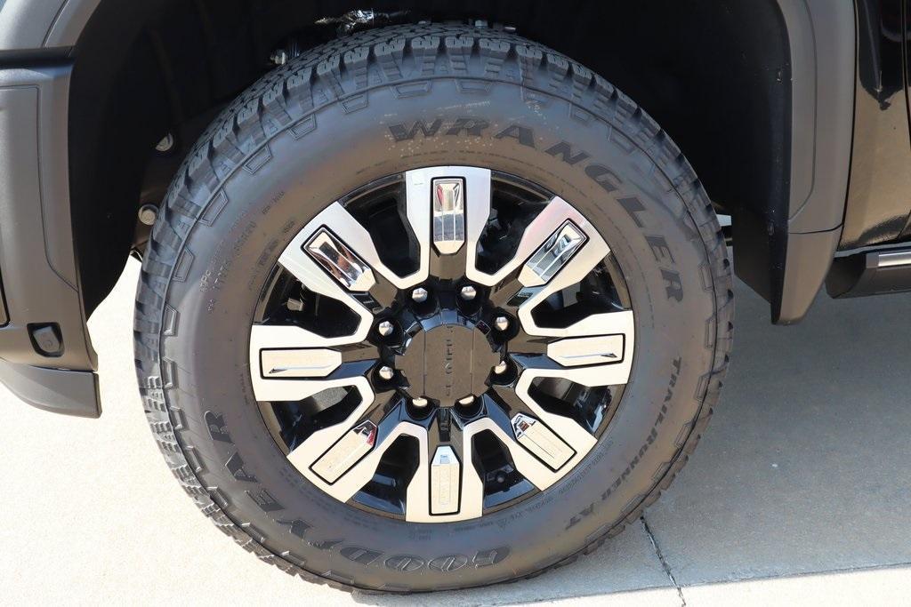 new 2025 GMC Sierra 2500 car, priced at $81,805