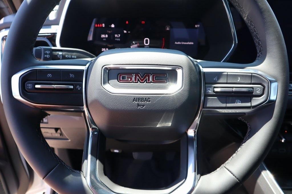 new 2025 GMC Canyon car, priced at $35,945