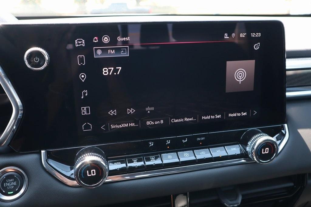 new 2025 GMC Canyon car, priced at $35,945