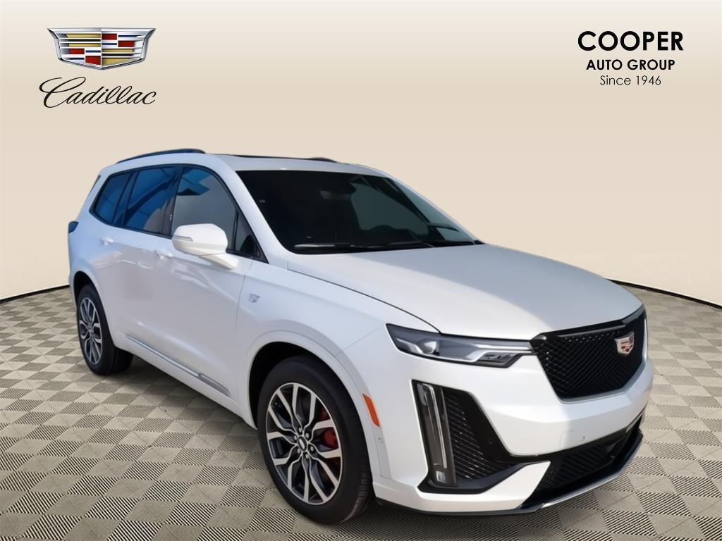 new 2025 Cadillac XT6 car, priced at $59,299