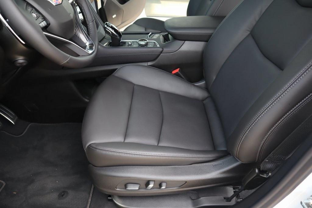 new 2025 Cadillac XT6 car, priced at $67,065