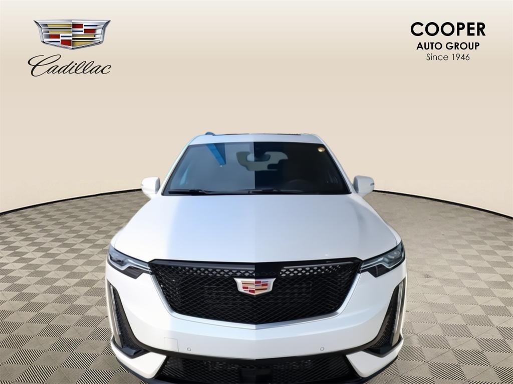 new 2025 Cadillac XT6 car, priced at $59,299