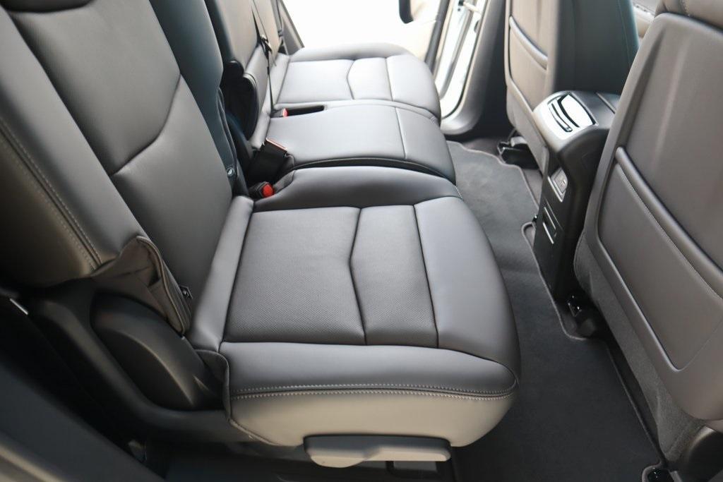 new 2025 Cadillac XT6 car, priced at $59,299