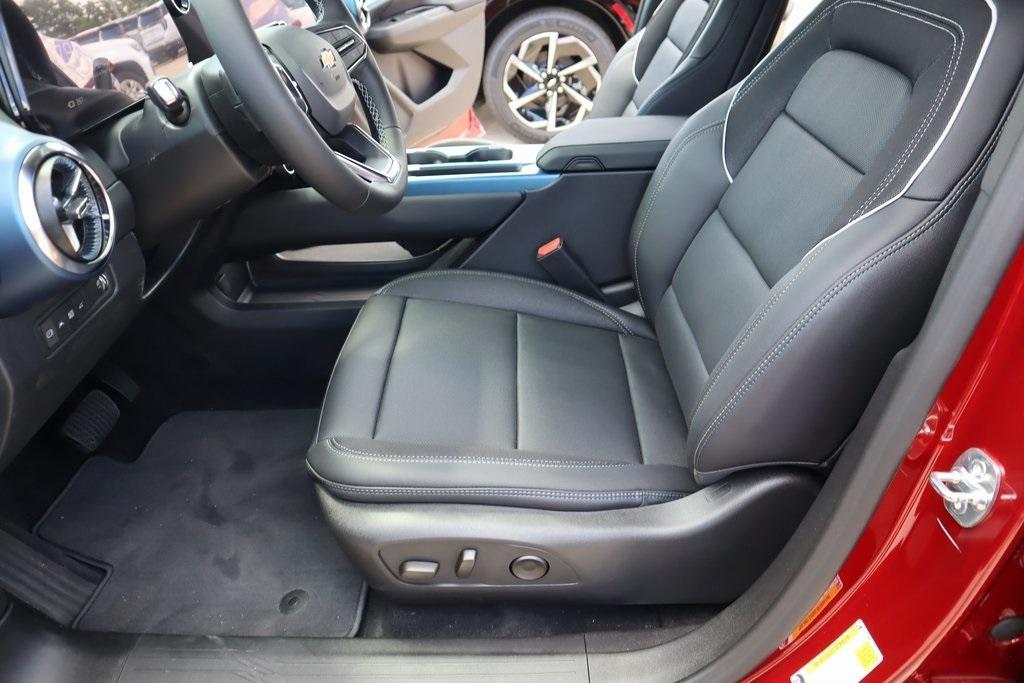 new 2025 Chevrolet Equinox EV car, priced at $46,890
