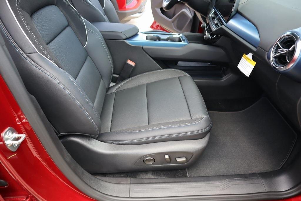 new 2025 Chevrolet Equinox EV car, priced at $46,890