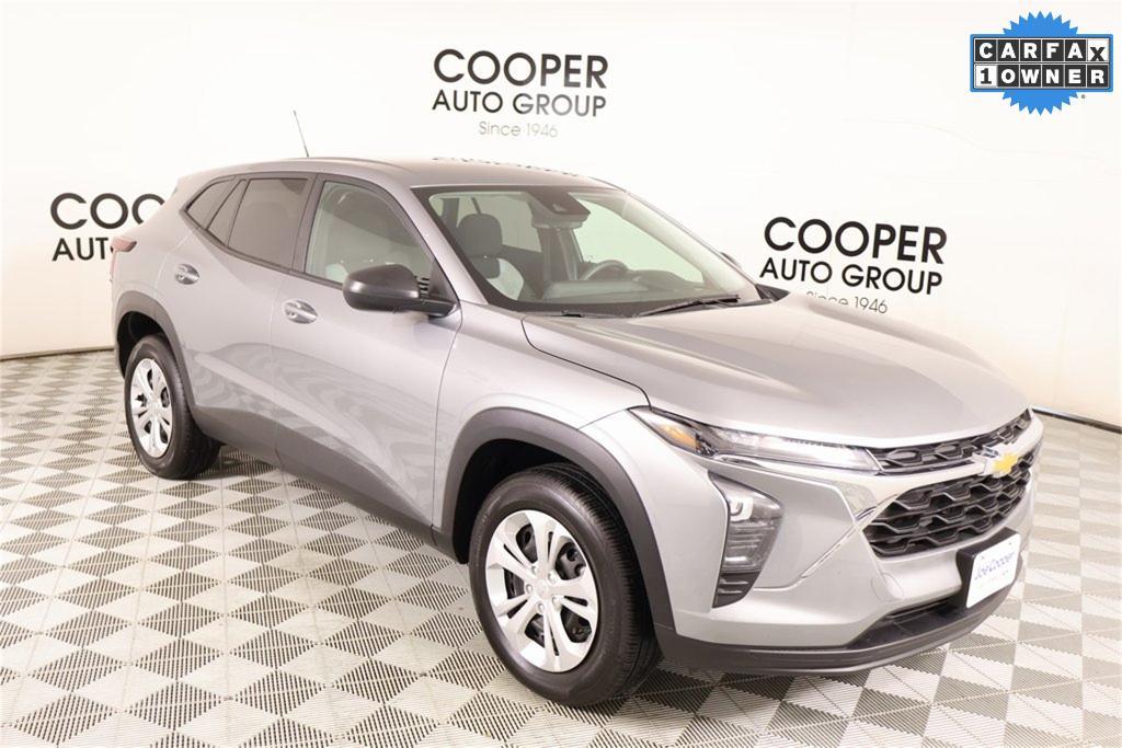 used 2024 Chevrolet Trax car, priced at $19,628
