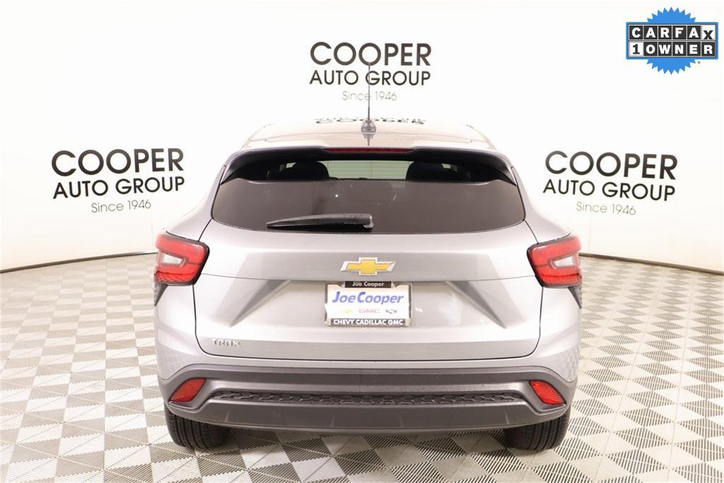 used 2024 Chevrolet Trax car, priced at $19,628