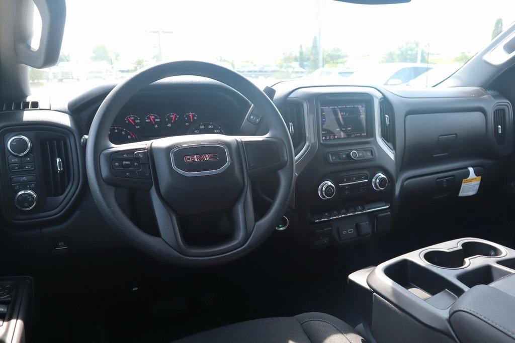 new 2025 GMC Sierra 1500 car, priced at $38,632