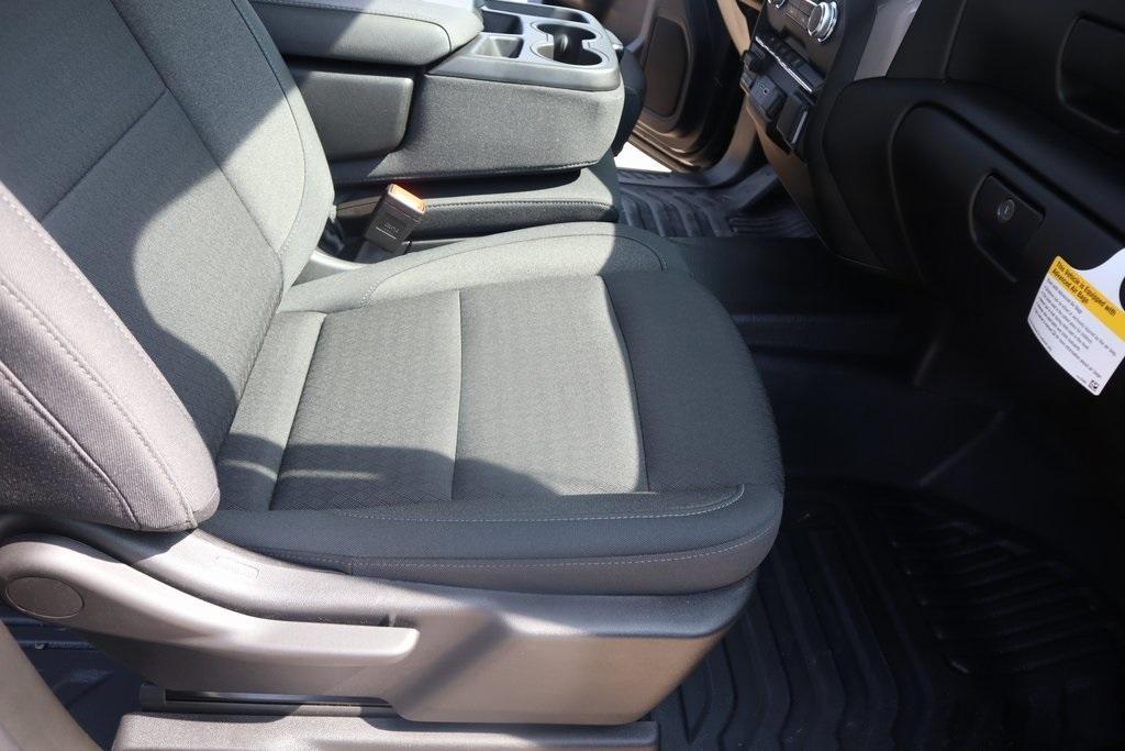 new 2025 GMC Sierra 1500 car, priced at $38,632