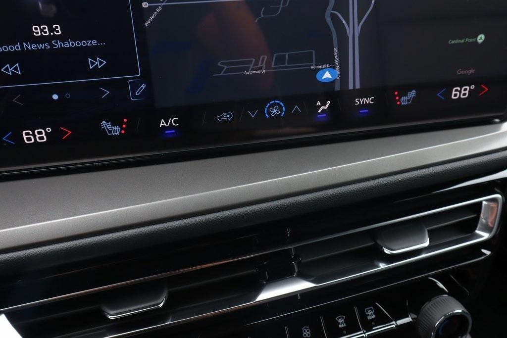 new 2026 Chevrolet Traverse car, priced at $44,388
