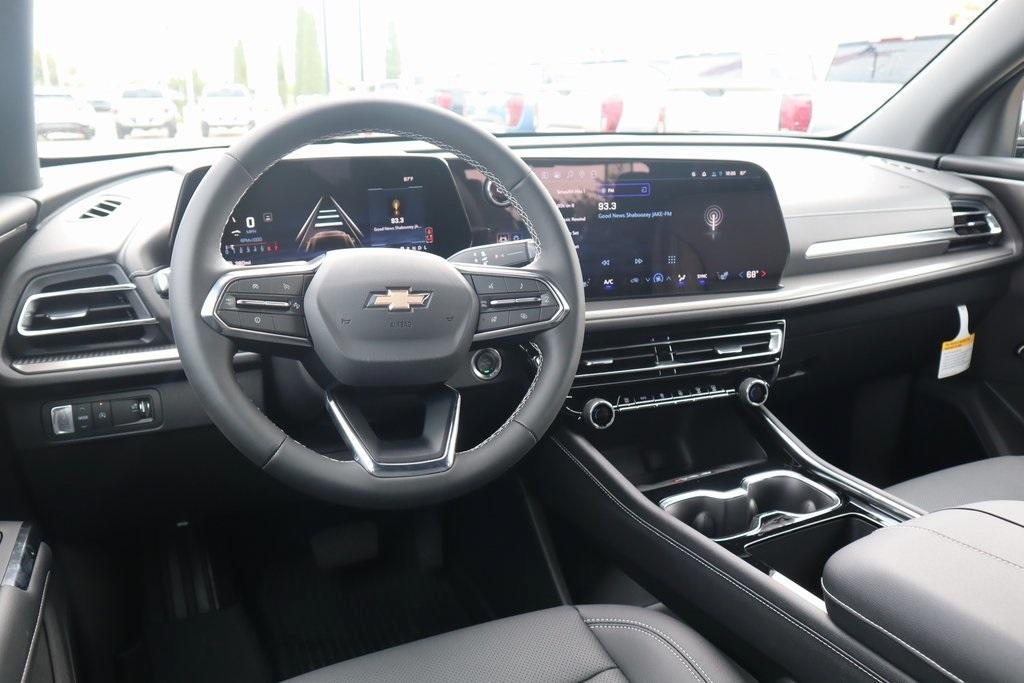 new 2026 Chevrolet Traverse car, priced at $44,388