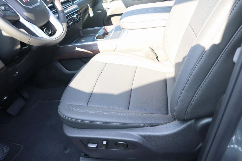 new 2025 GMC Sierra 2500 car, priced at $72,216