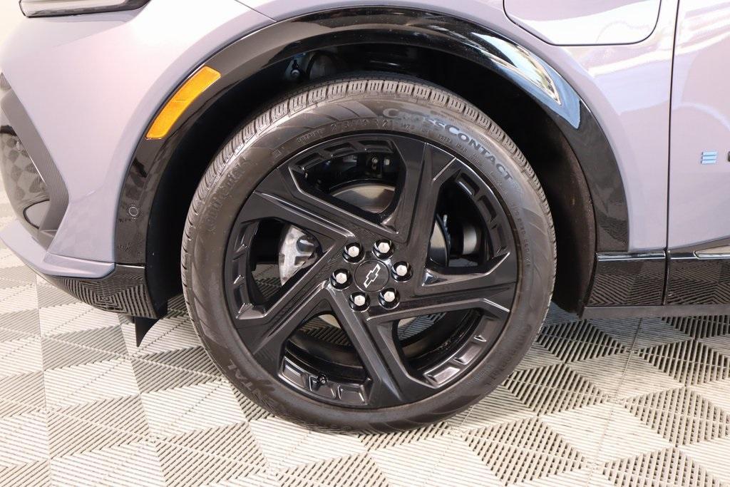 used 2024 Chevrolet Equinox EV car, priced at $28,573