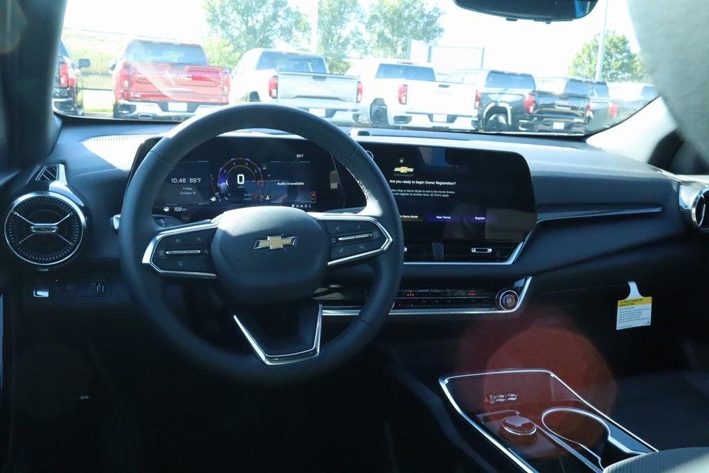 new 2026 Chevrolet Equinox car, priced at $32,310