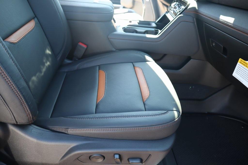 new 2025 GMC Sierra 2500 car, priced at $82,051