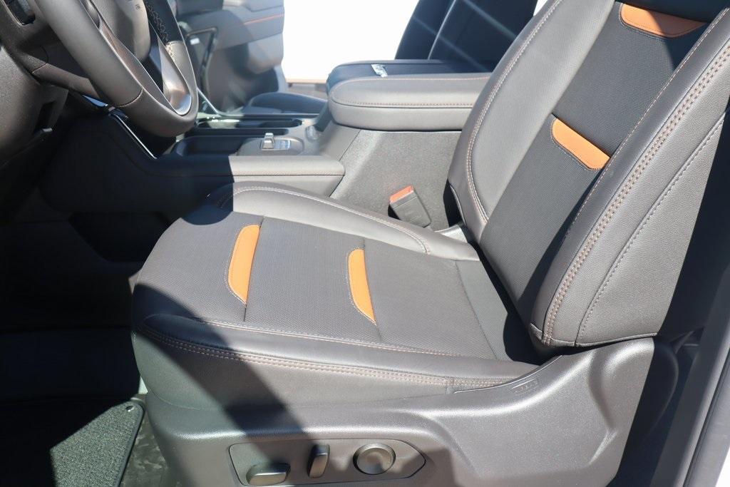 new 2025 GMC Sierra 2500 car, priced at $82,051