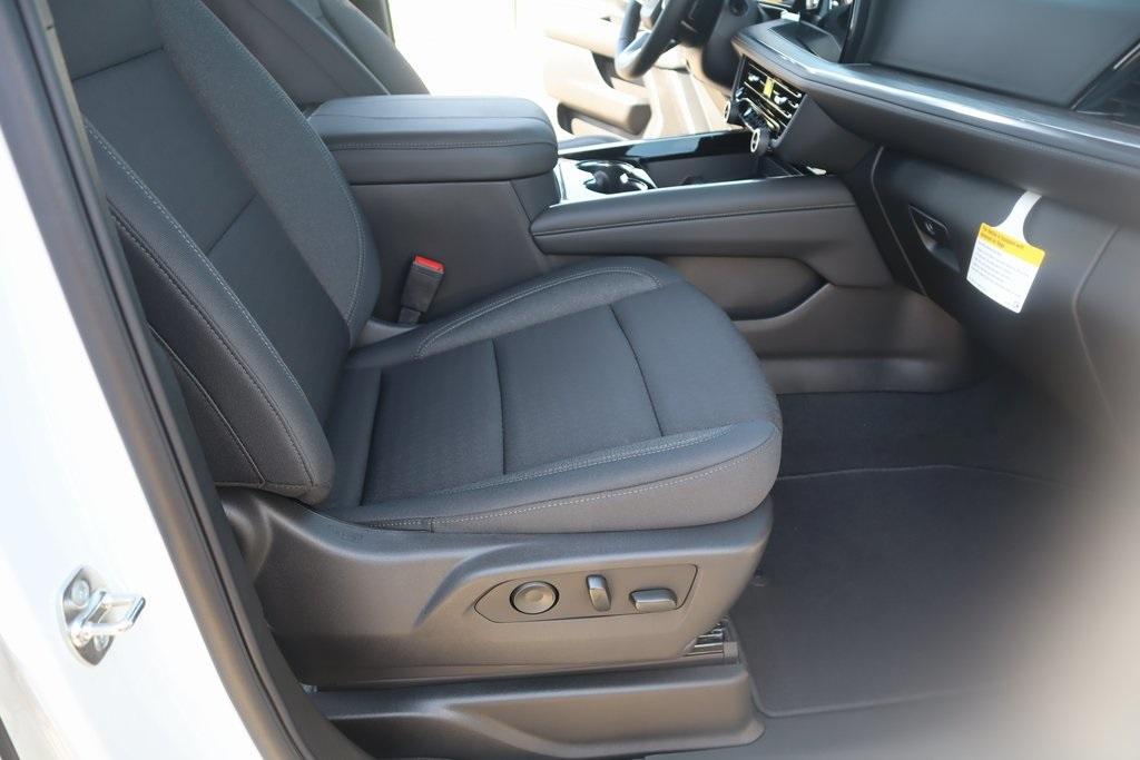 new 2025 Chevrolet Suburban car, priced at $66,624
