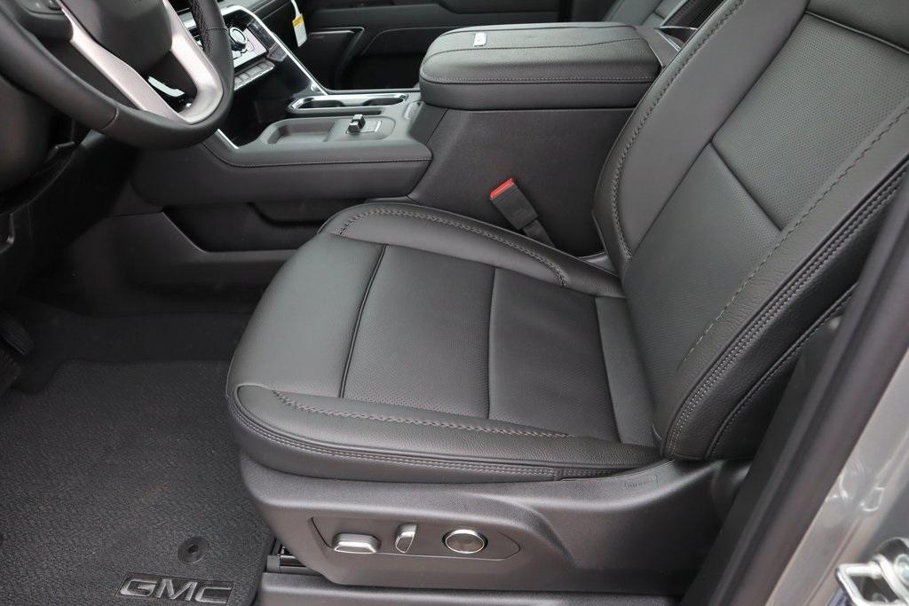 new 2025 GMC Sierra 2500 car, priced at $76,497