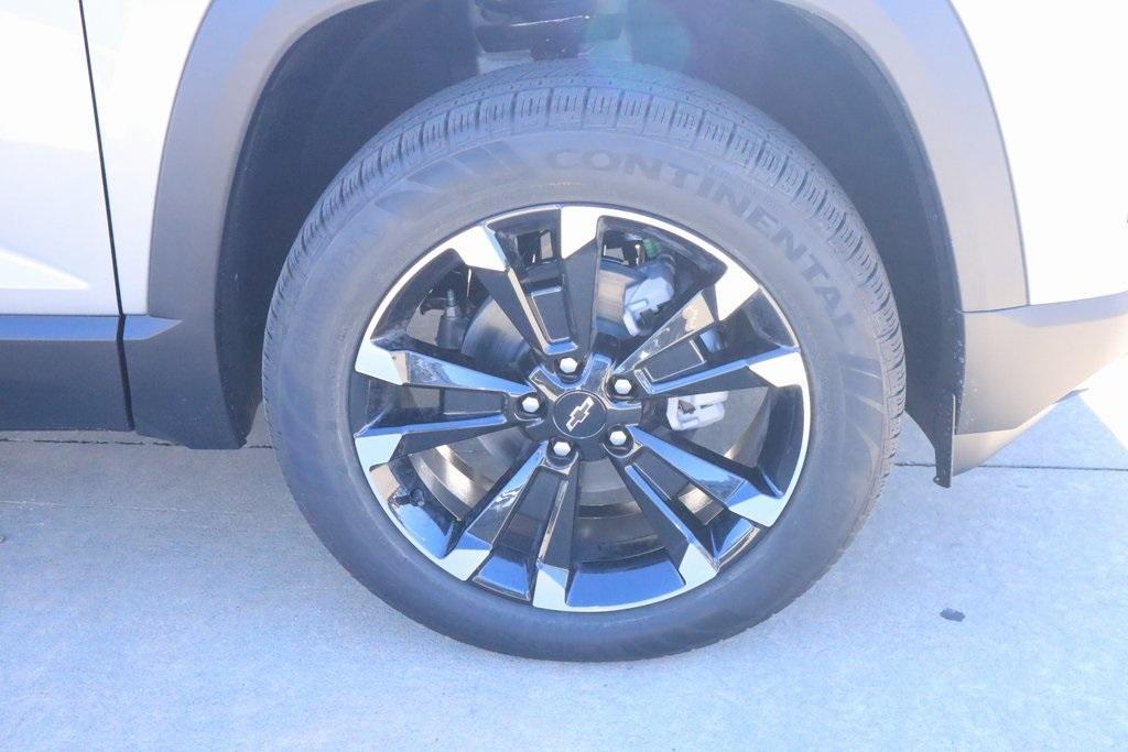 new 2026 Chevrolet Equinox car, priced at $37,417