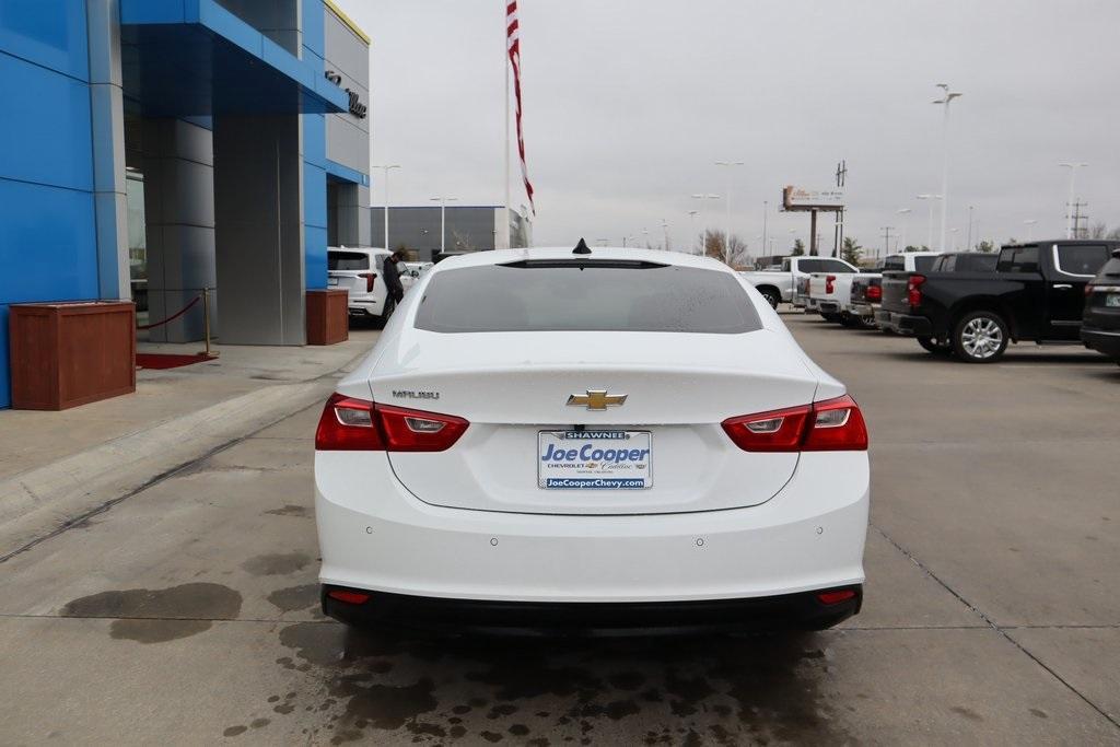 new 2025 Chevrolet Malibu car, priced at $23,559