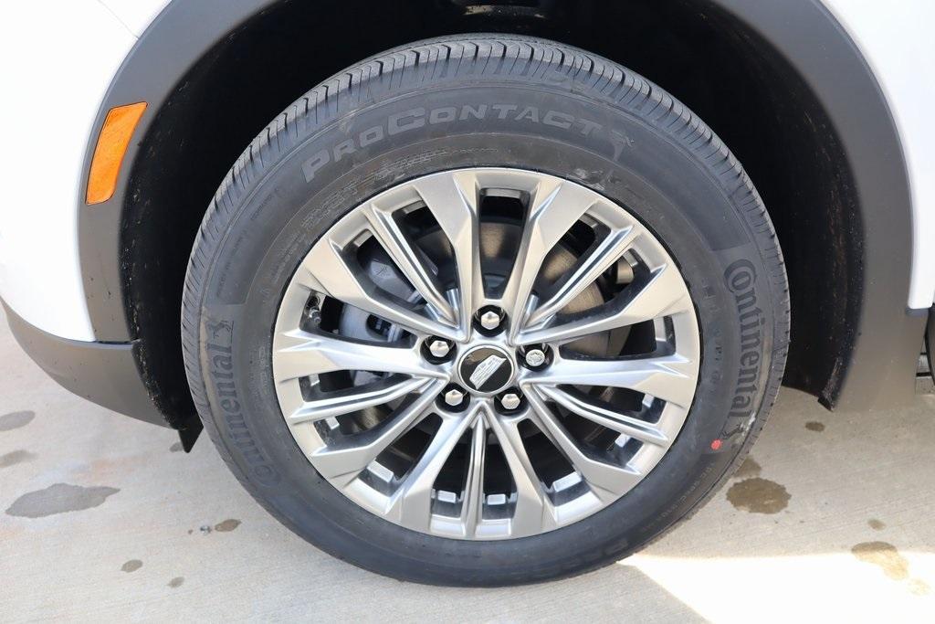 new 2025 Cadillac XT4 car, priced at $44,304