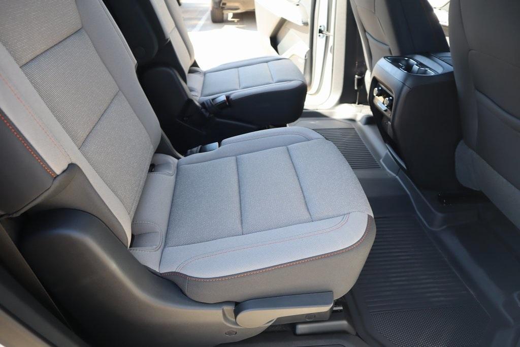 new 2025 Chevrolet Traverse car, priced at $46,870