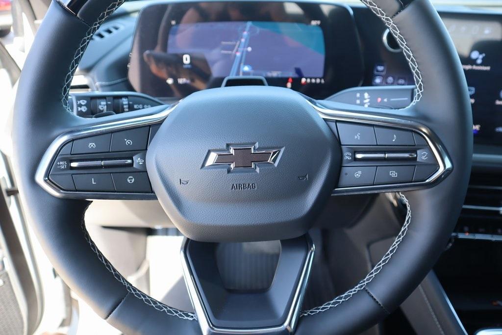 new 2025 Chevrolet Traverse car, priced at $46,870